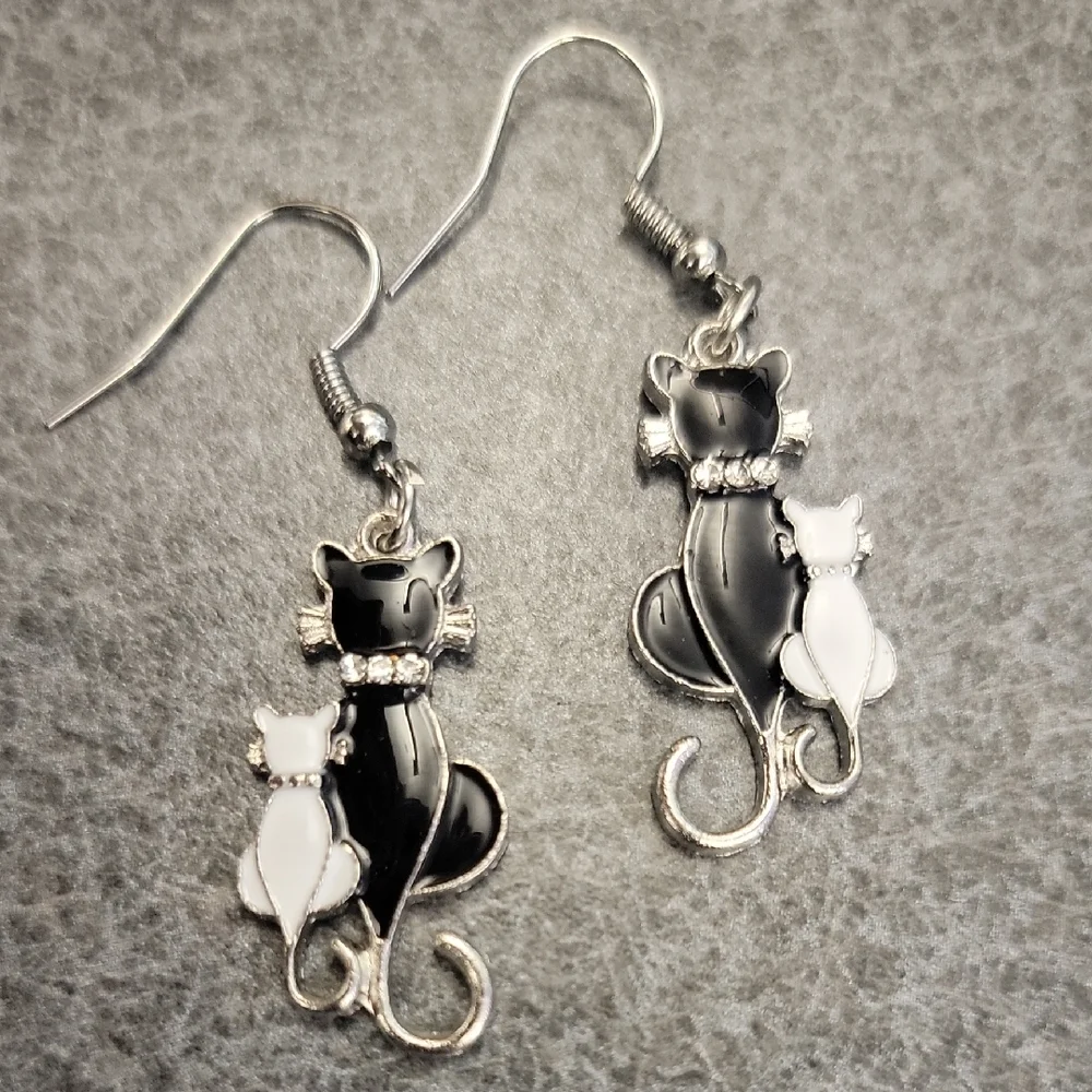 Elegant Black and White Cat Earrings